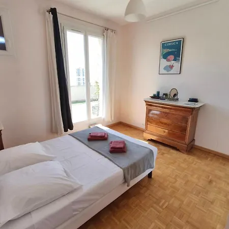 아파트 Bright Duplex - 360-degree View Of 아작시오